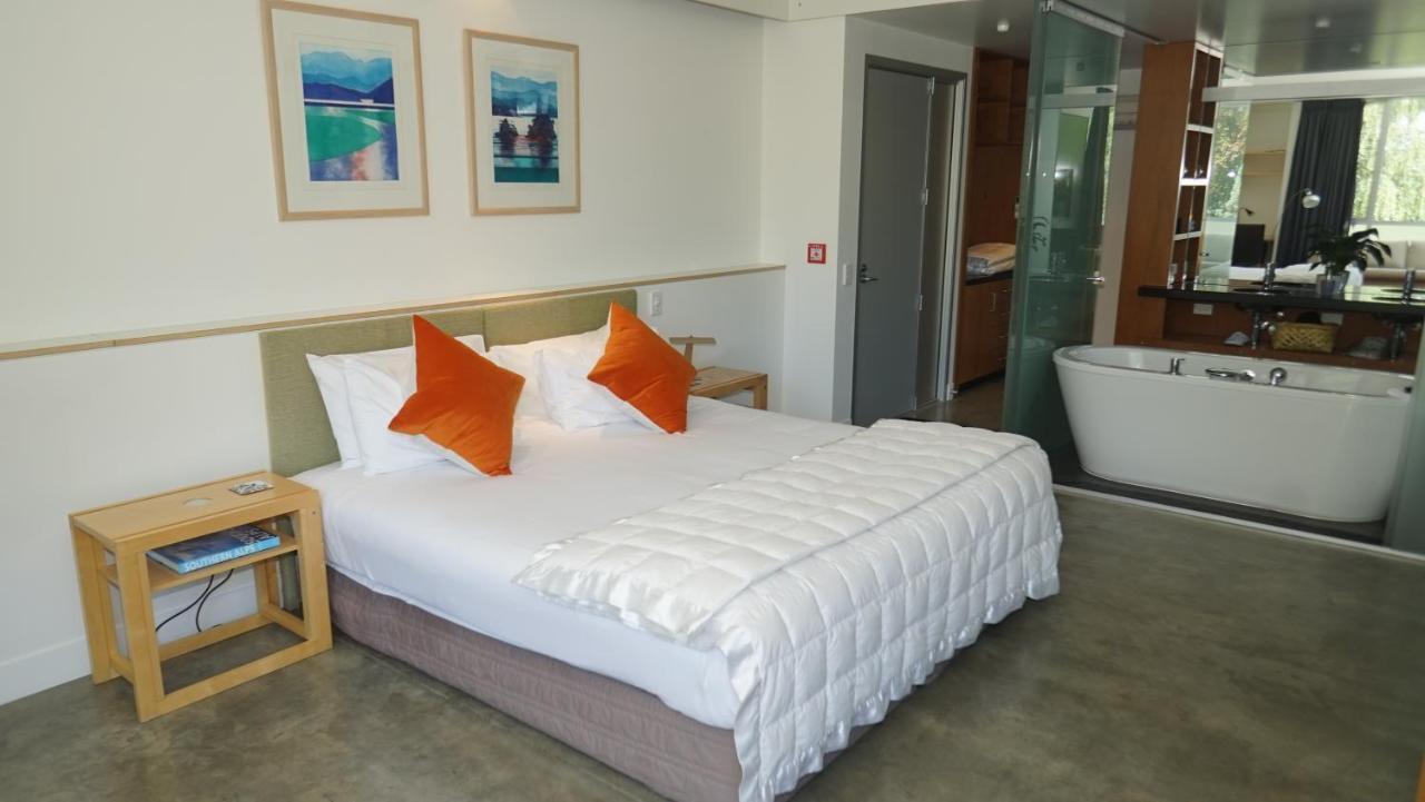 The Arrow Hotel Эрроутаун Экстерьер фото